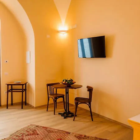 Bed & Breakfast Yourhome - Casa Cafiero 3*