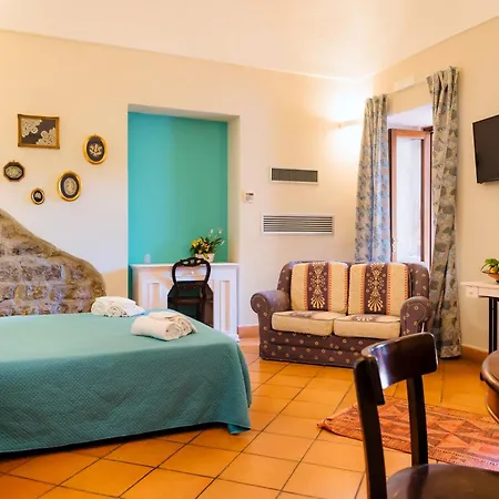 Yourhome - Casa Cafiero Bed & Breakfast Meta