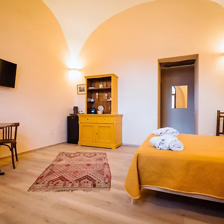 Yourhome - Casa Cafiero Bed & Breakfast Meta